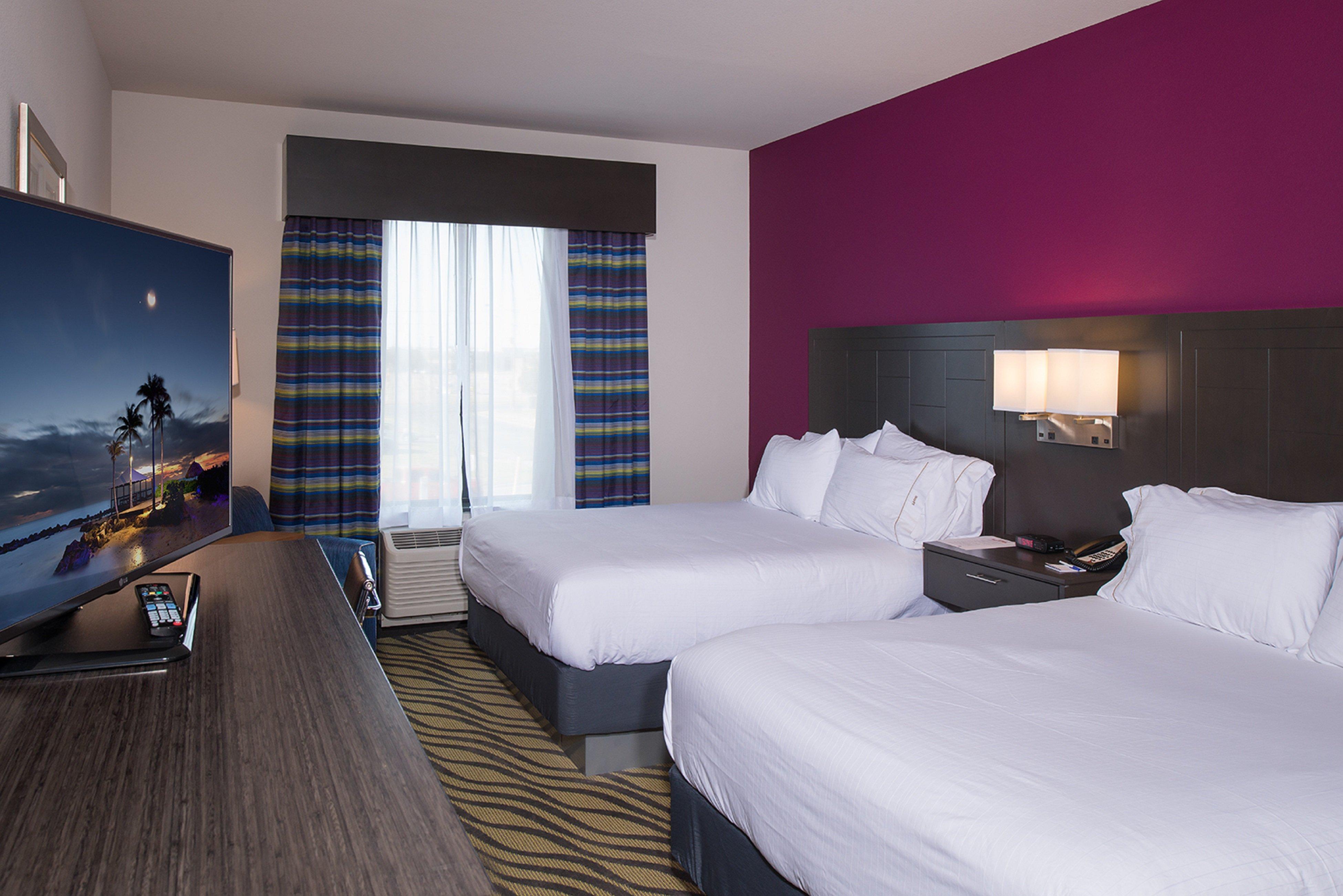 holiday inn express hutchinson by ihg