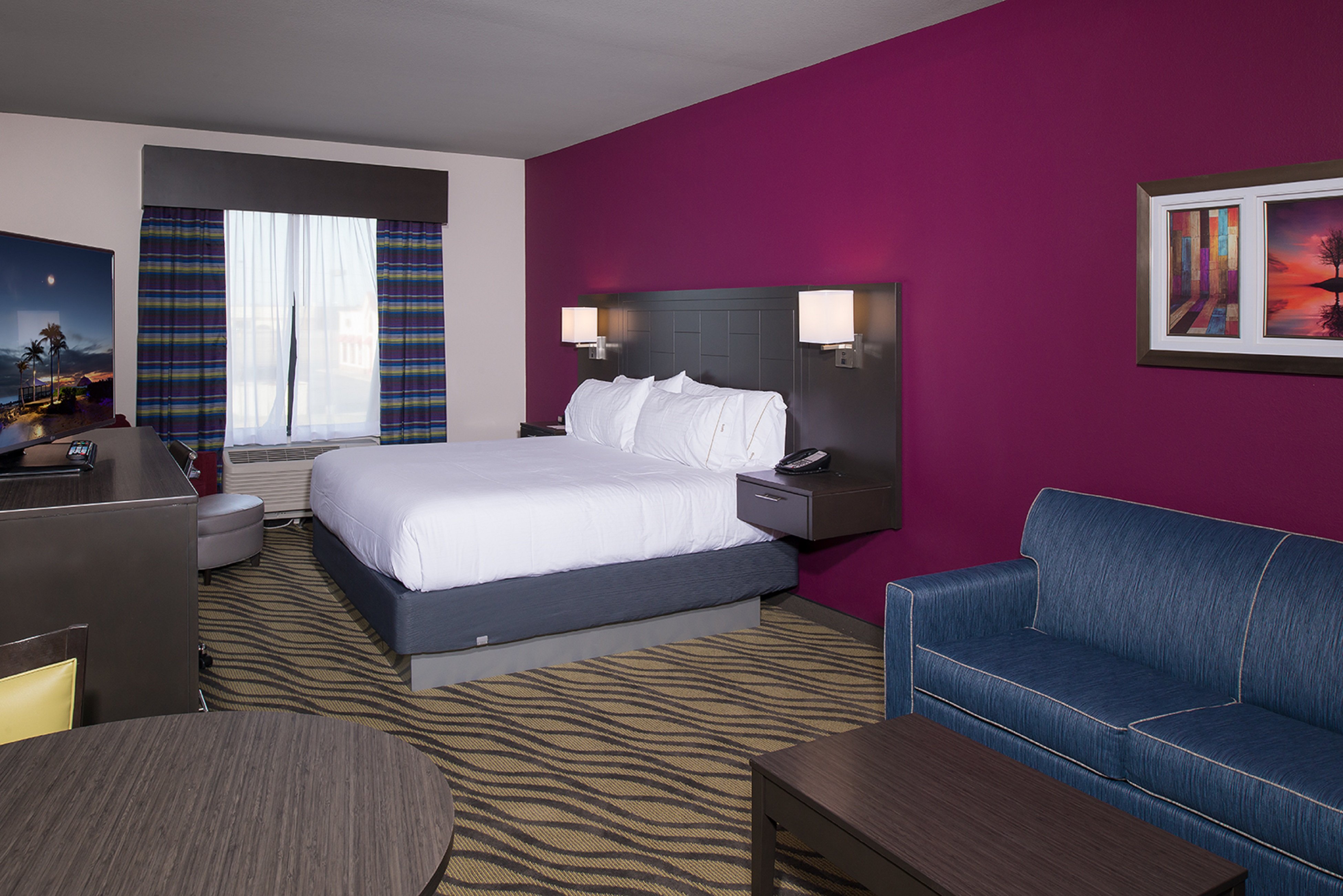 holiday inn express hutchinson by ihg