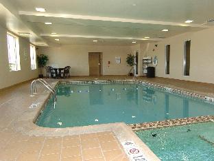 holiday inn express hutchinson by ihg