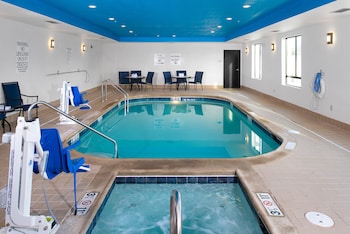 Holiday Inn Express Hutchinson By Ihg,Kansas>>Hutchinson,3 star