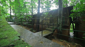 Ceylon Adventures,,3 star