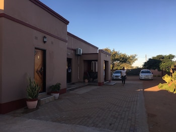 Beautiful Gates Guest House,,3.5 star