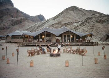 hoanib valley camp