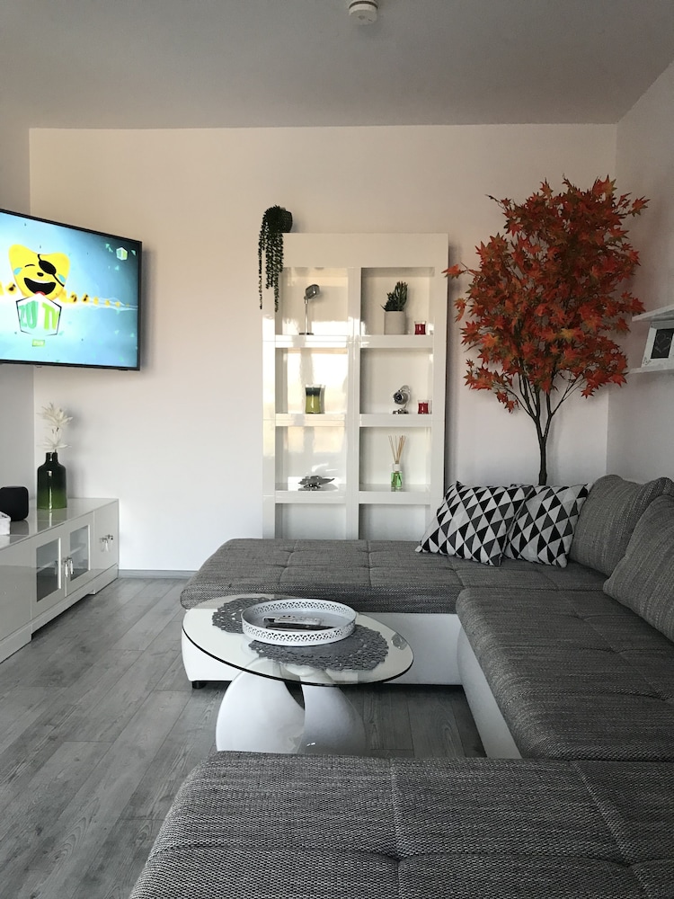 luxury penthouse plaza residence p1