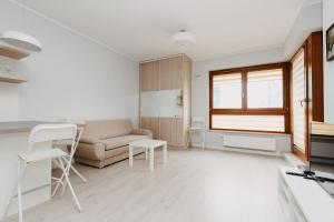 shortstaypoland zdziechowskiego b72