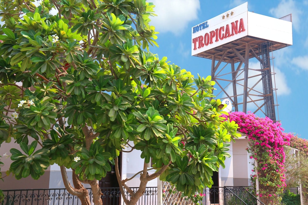 tropicana hotel bahrain