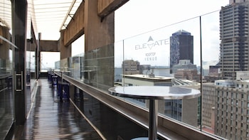 Reef Hotel,Sandton>>Johannesburg,4 star