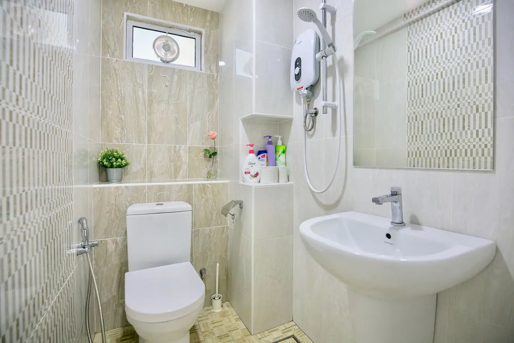 eastern court 22 by sanguine