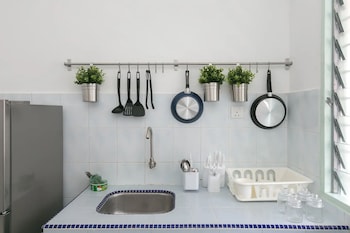 eastern court 22 by sanguine