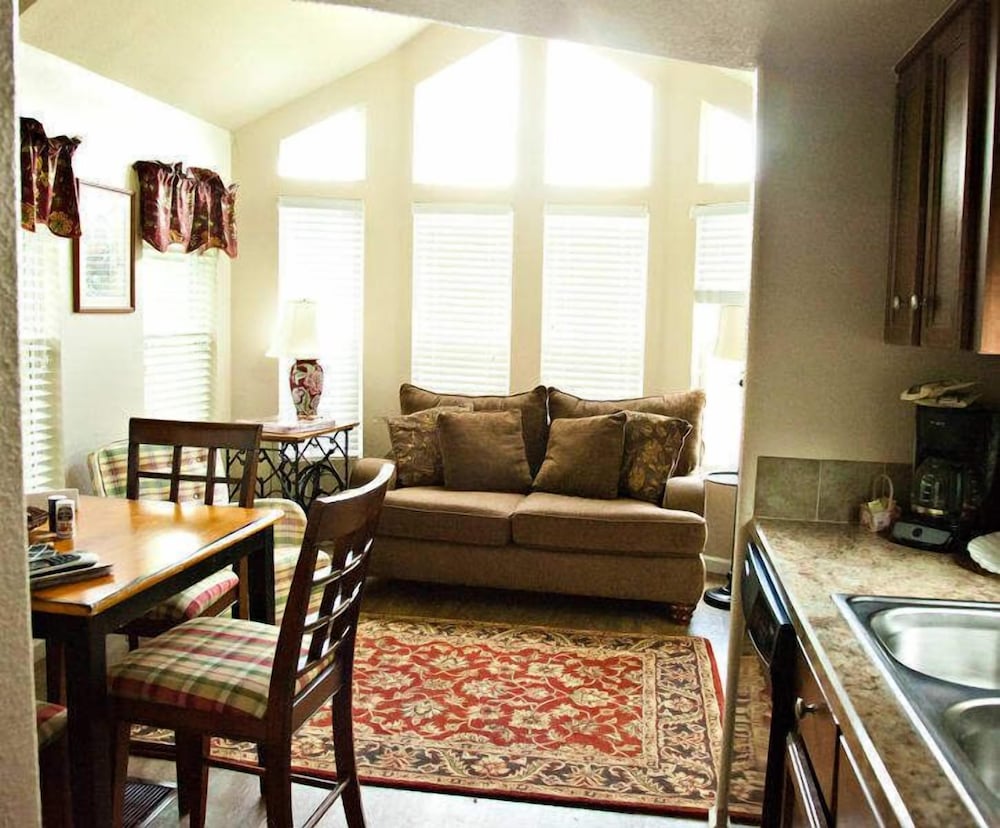 lillian farms bed and breakfast