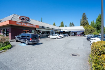 vancouver west cozy retreat by host launch