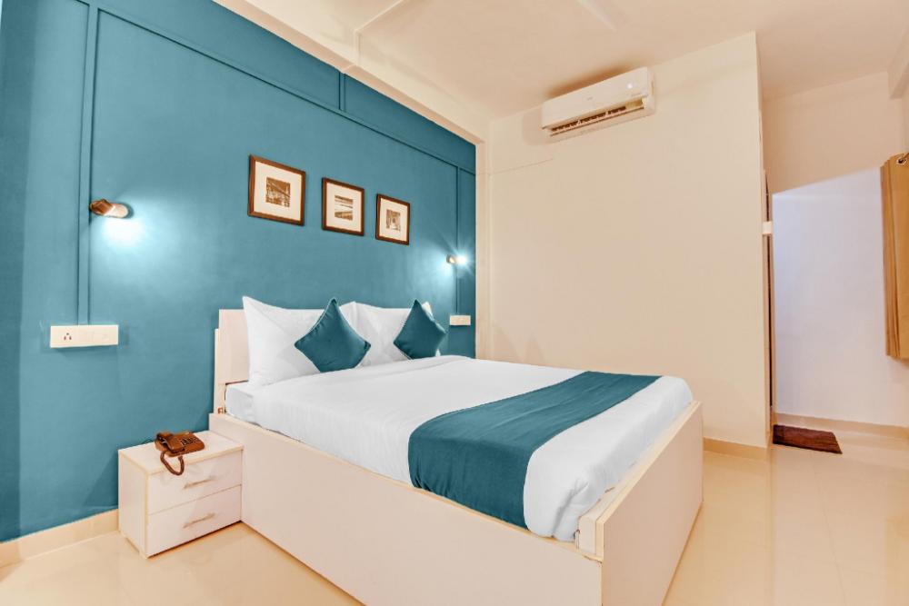 hotel silver key near arup hospital near pune airport