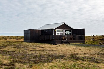 ocean break cabins