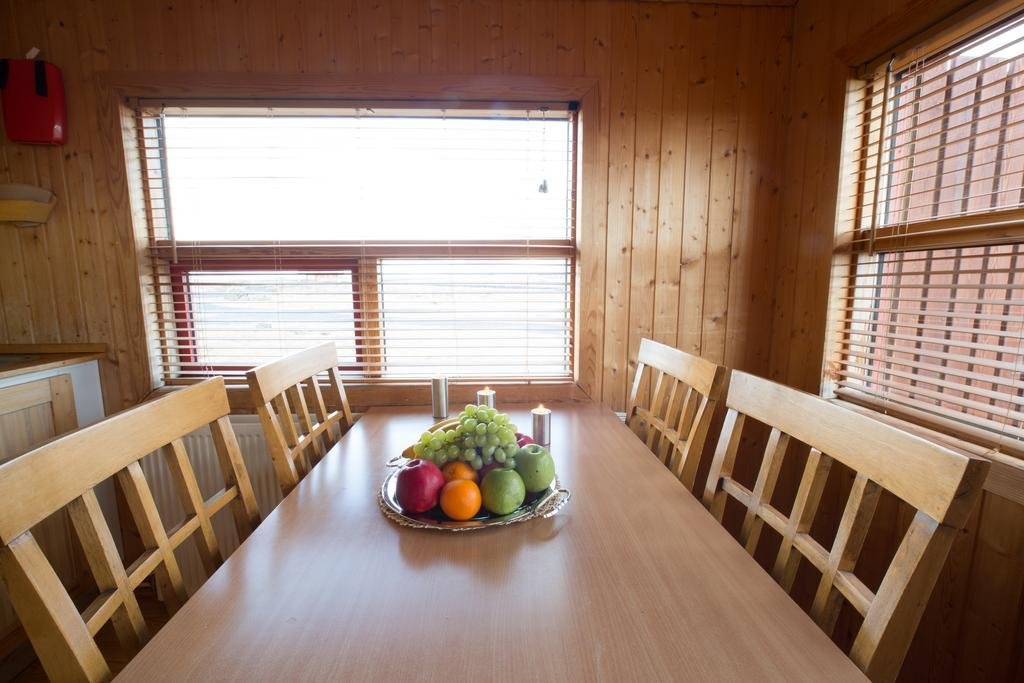 ocean break cabins