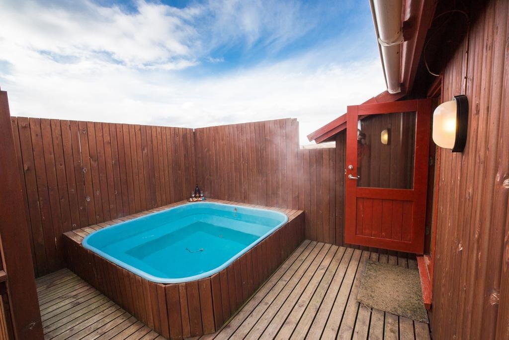 ocean break cabins