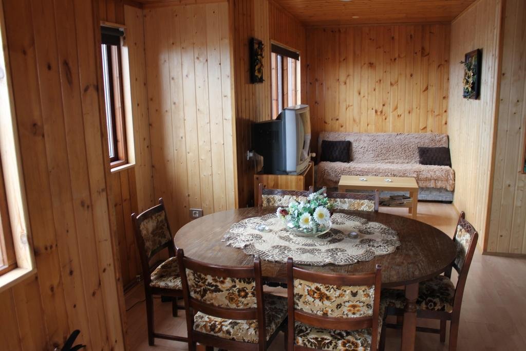 ocean break cabins
