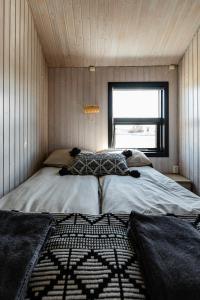 ocean break cabins