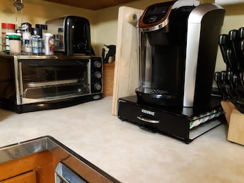 a house full of steel balls and games