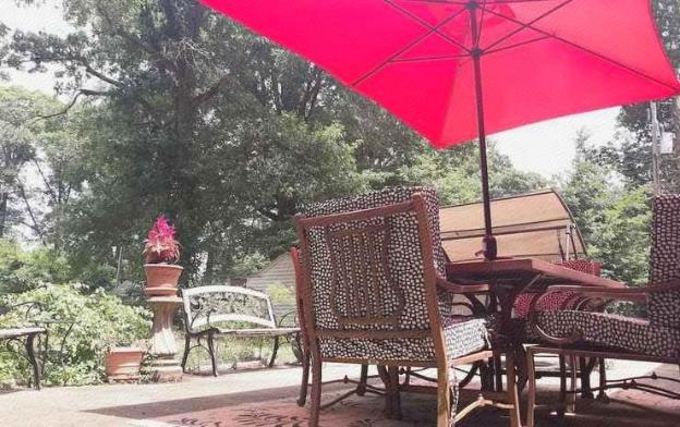 a house full of steel balls and games