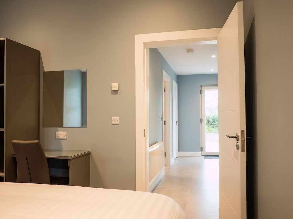 platinum lakeside lodge at mullans bay