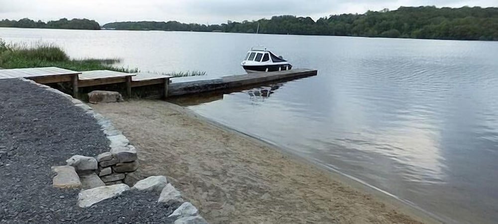 platinum lakeside lodge at mullans bay