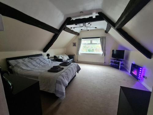 17Th-Century One Bed Studio With Parking & Garden!,Retford>>Nottinghamshire,0 star