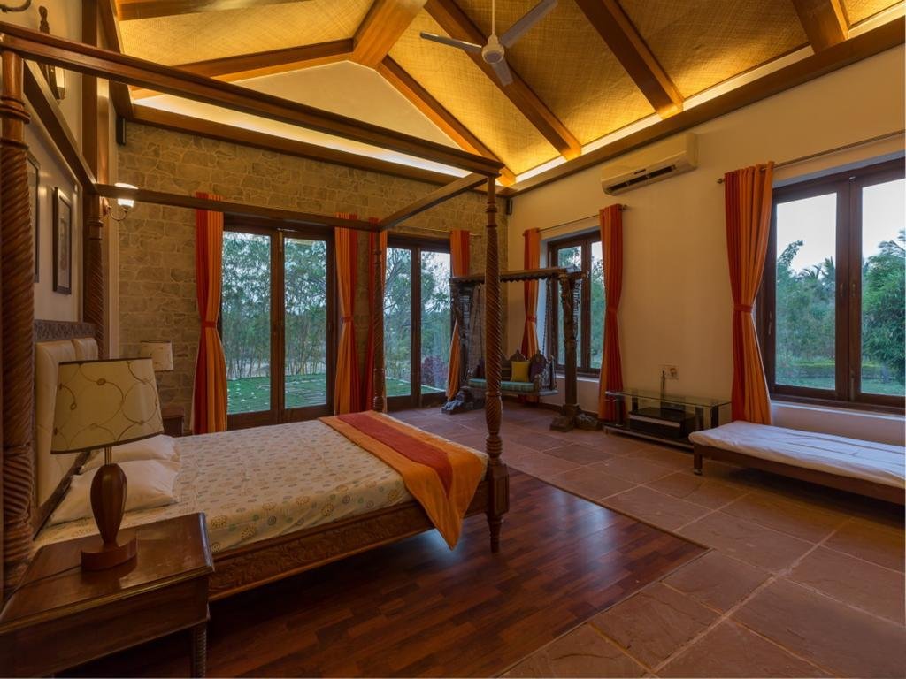 ama stays and trails nine palms alibag