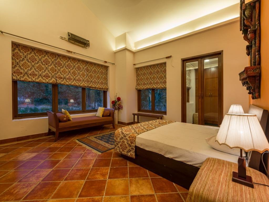 ama stays and trails nine palms alibag