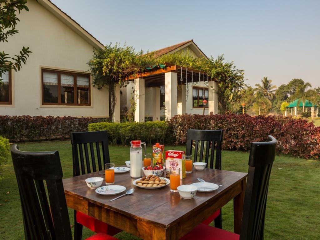 ama stays and trails nine palms alibag
