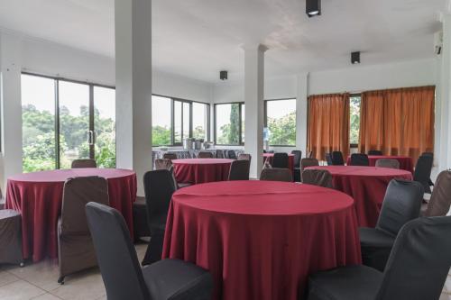 reddoorz plus lodaya gunung geulis puncak