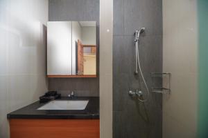 reddoorz plus lodaya gunung geulis puncak
