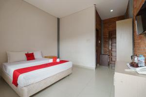 reddoorz plus lodaya gunung geulis puncak