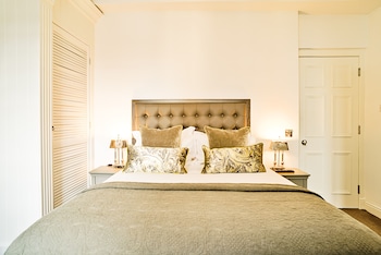 re imagined flat in georgian architecture townhouse