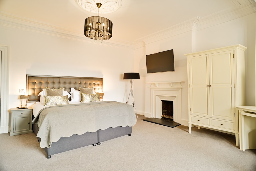 re imagined flat in georgian architecture townhouse