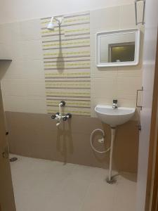 New Hotel Surya Lodge,,3 star