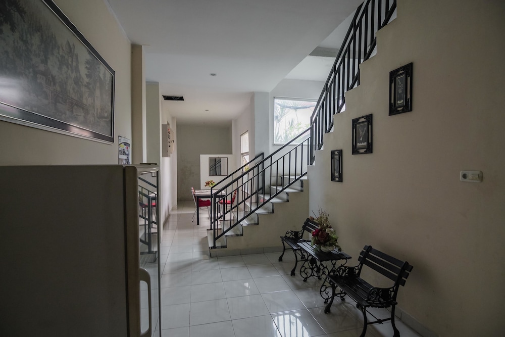 reddoorz syariah near jamtos jambi