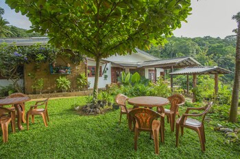 the hilltop eco homestay