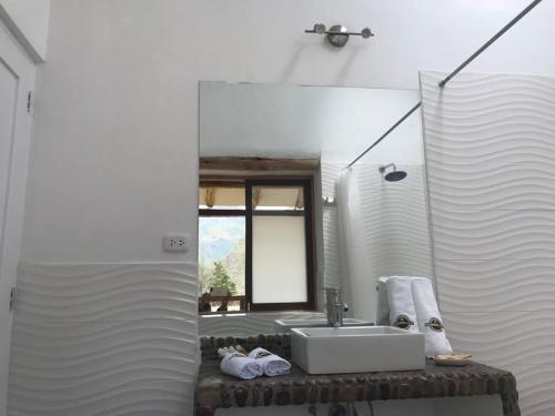 bamboo lodge sacred valley