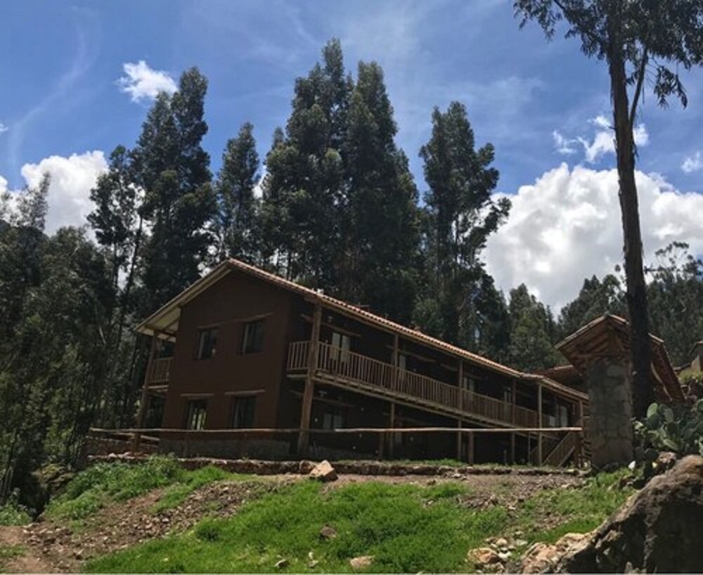 bamboo lodge sacred valley