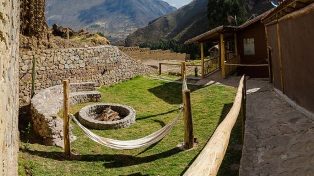 bamboo lodge sacred valley