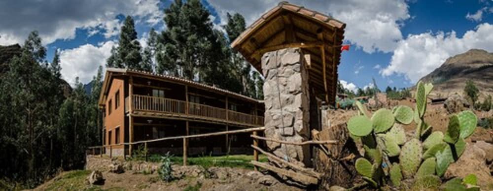 bamboo lodge sacred valley