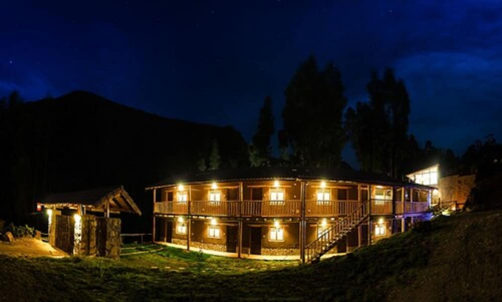bamboo lodge sacred valley