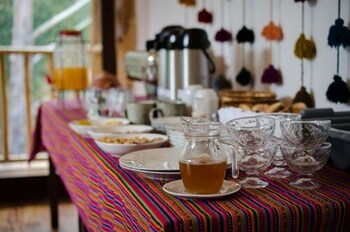 bamboo lodge sacred valley