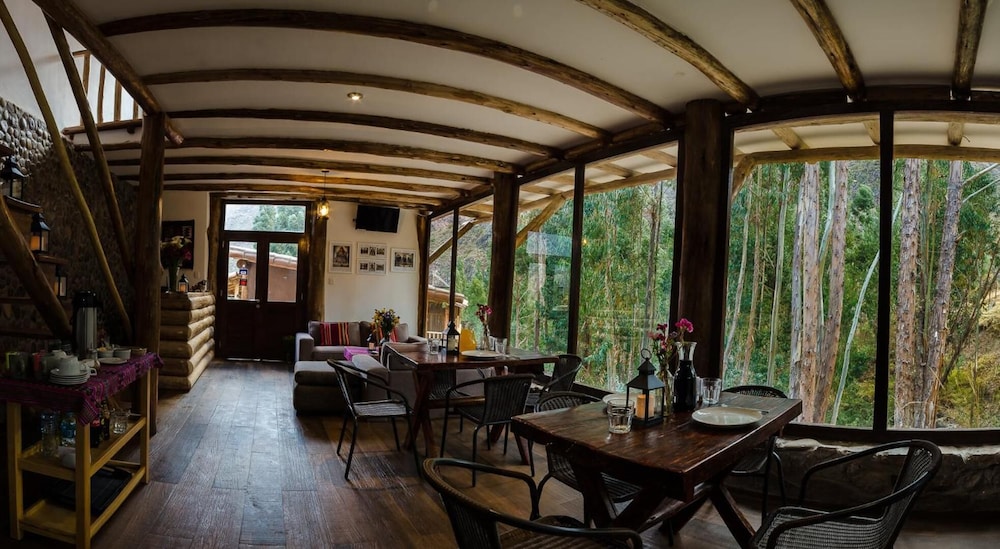bamboo lodge sacred valley