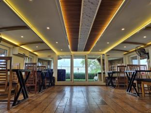 indiavacationz houseboat