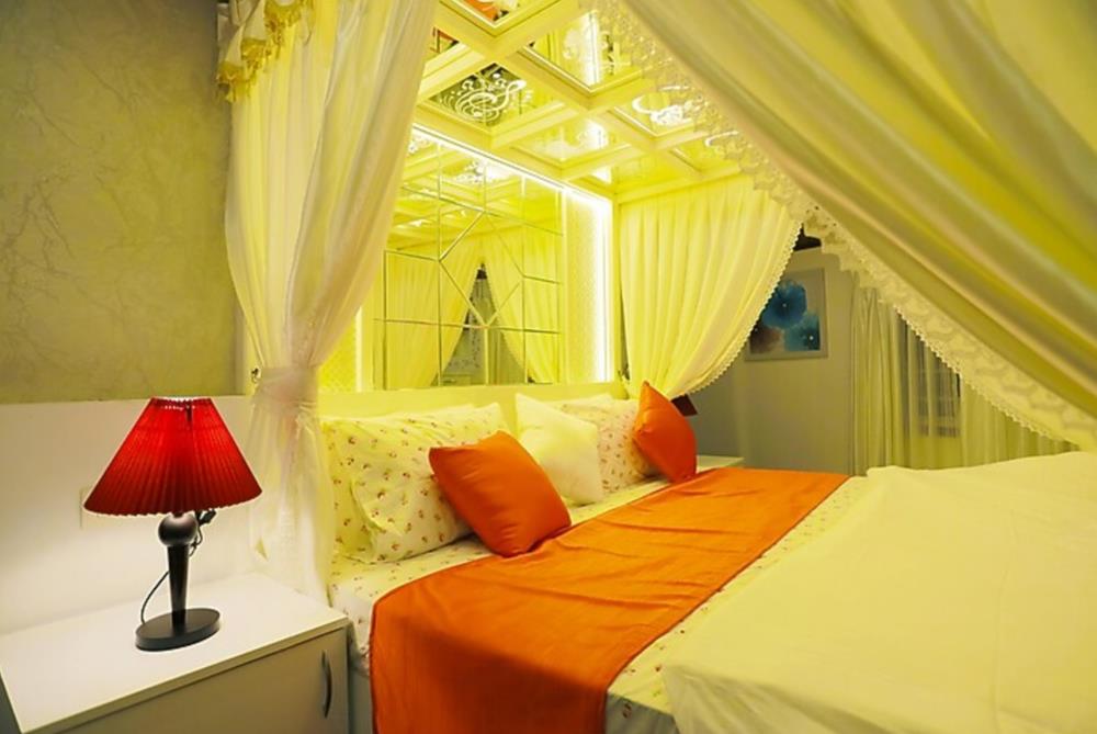 indiavacationz houseboat