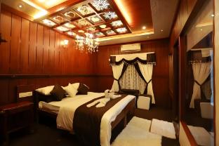 indiavacationz houseboat