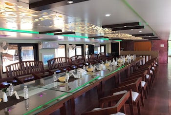 indiavacationz houseboat