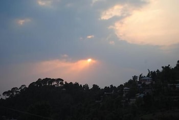 kamal residency by memory stays