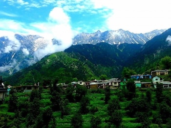 kamal residency by memory stays